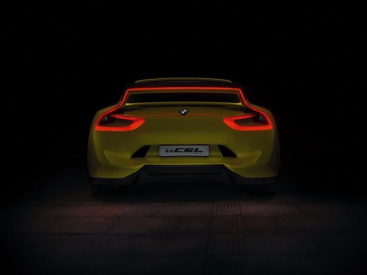 P90184797_highRes_bmw-3-0-csl-hommage-