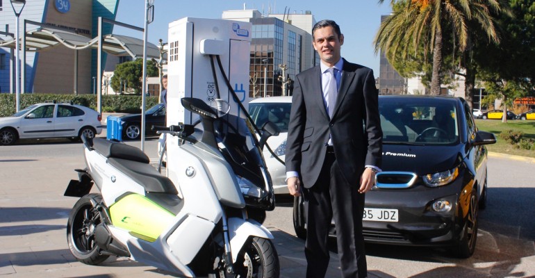 BMW inaugura el primer punto de recarga rápida en Barcelona