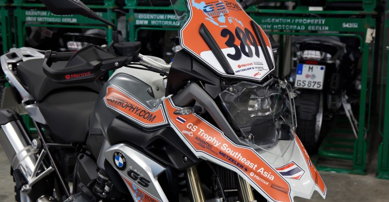 ¿Quieres ver cómo BMW manda 114 R1200GS a Tailandia para el GS TROPHY 2016?