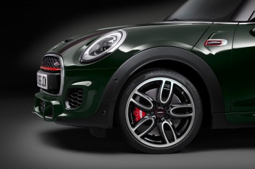 MINI presenta el John Cooper Works Cabrio