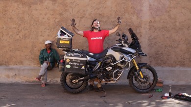 Entrevista a Charly Sinewan “Yo no viajo, vivo en movimiento”