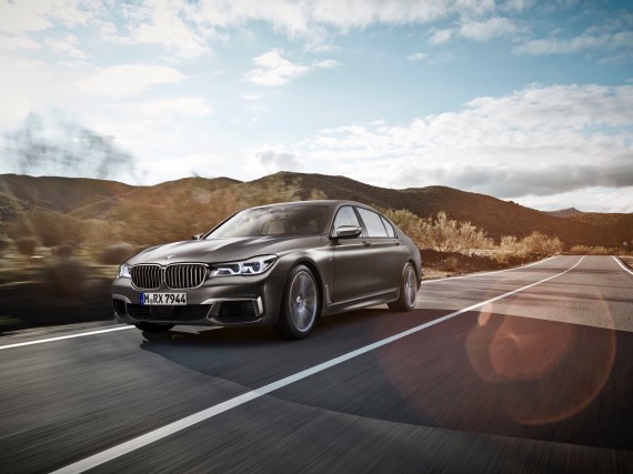 BMW presenta el nuevo M760Li xDrive