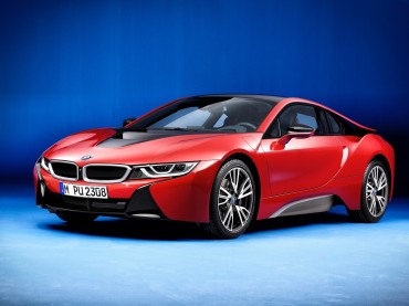 BMW i8 Protonic Red Edition