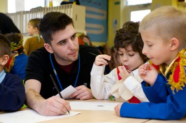 Rolls-Royce busca el talento desde la base