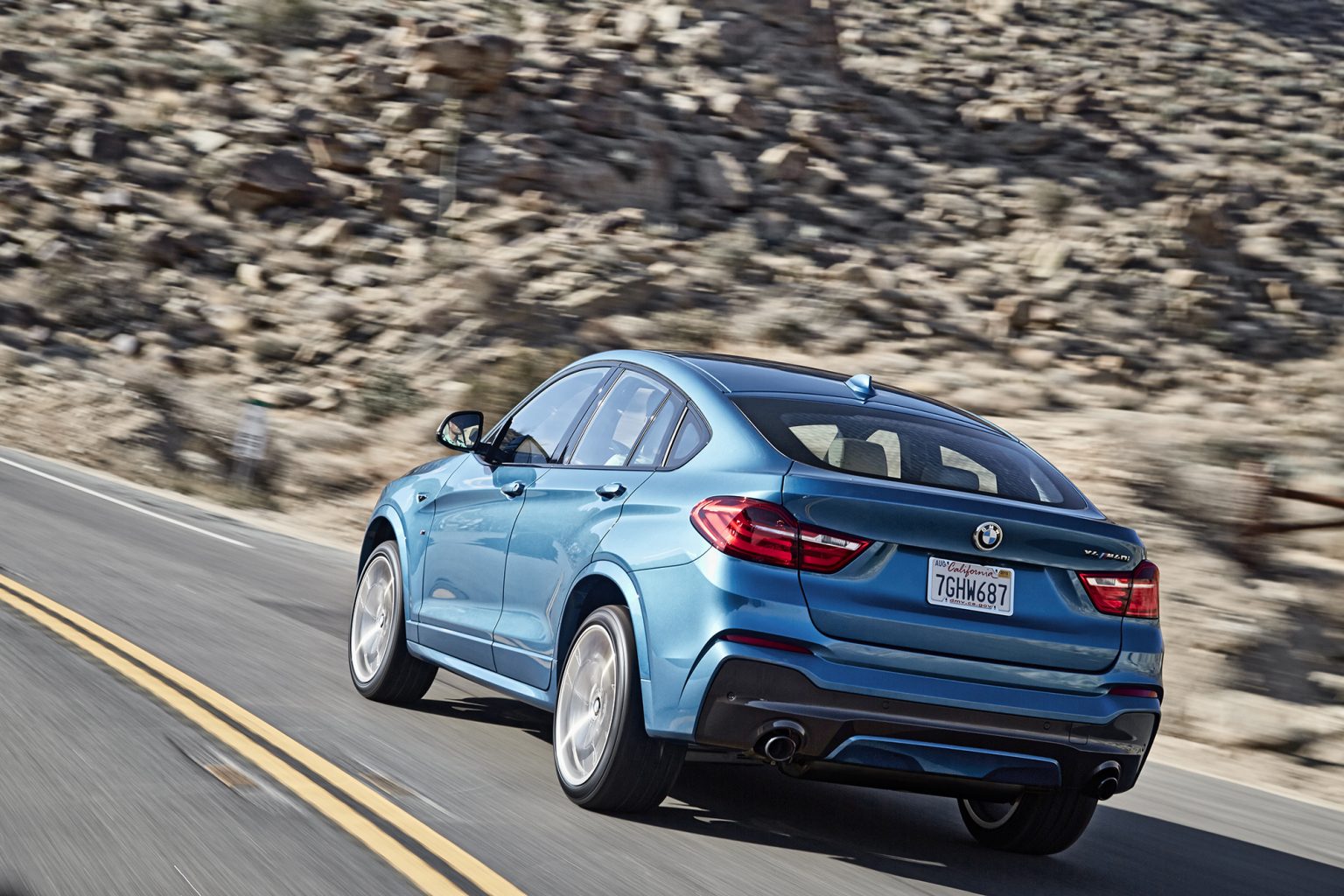 p90199544_highres_bmw-x4-m40i-09-2015