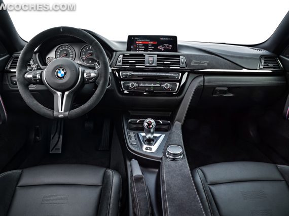 BMW M4 CS. Un interior de lujo