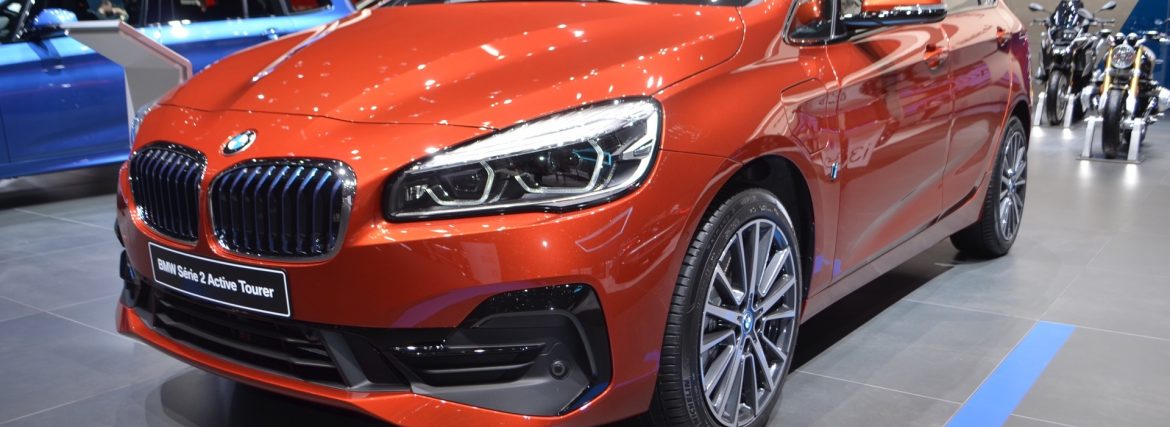 BMW Serie 2 Active Tourer en naranja Sunset