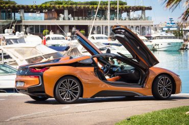 El BMW i8 Roadster bajo el sol de Mallorca