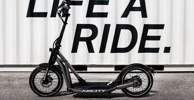 El genial BMW X2 City, no es ni coche ni moto