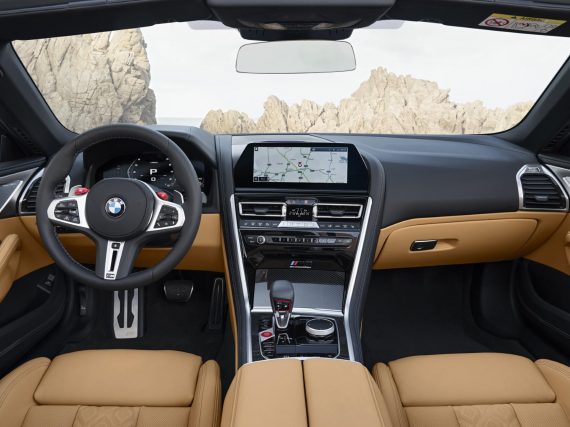 El interior de nuevo BMW M8 Cabrio