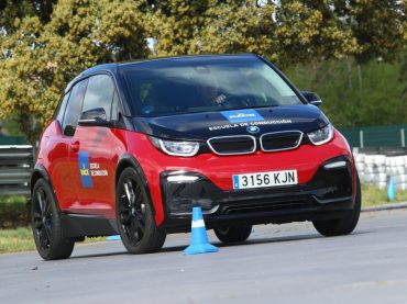 Curso de conducción de vehículos eléctricos