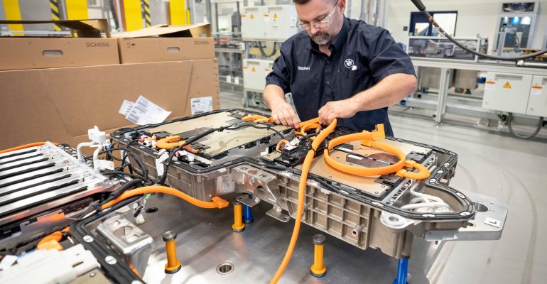 BMW Group acelera la expansión de la producción de componentes para sistemas de propulsión eléctrica en la planta de Dingolfing